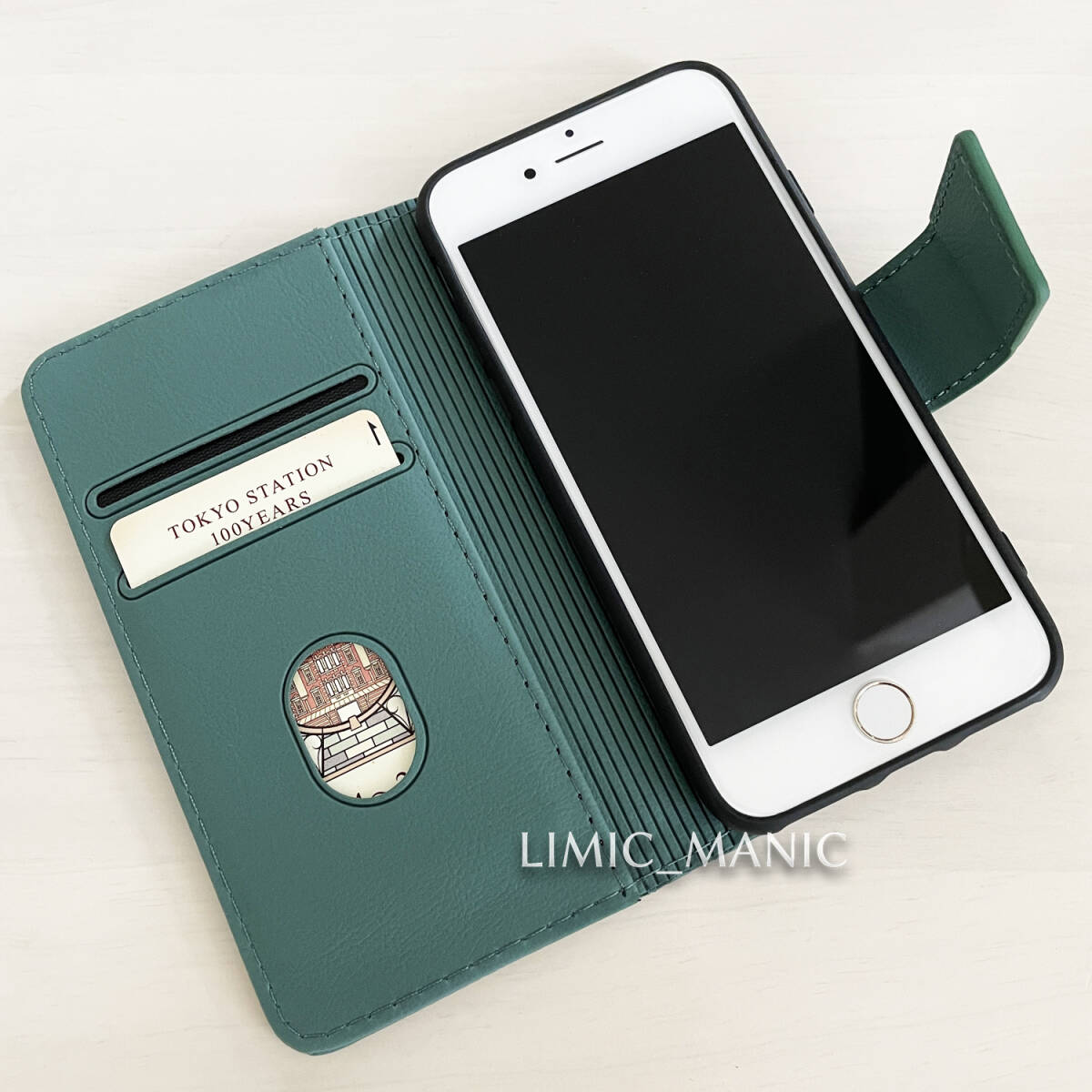 iPhone 6 6s 7 8 SE (第2世代/第3世代) SE2 SE3 ケース スマホケース 手帳型 グリーン 緑 曲線 キューブ柄 立方体 smile アイフォン