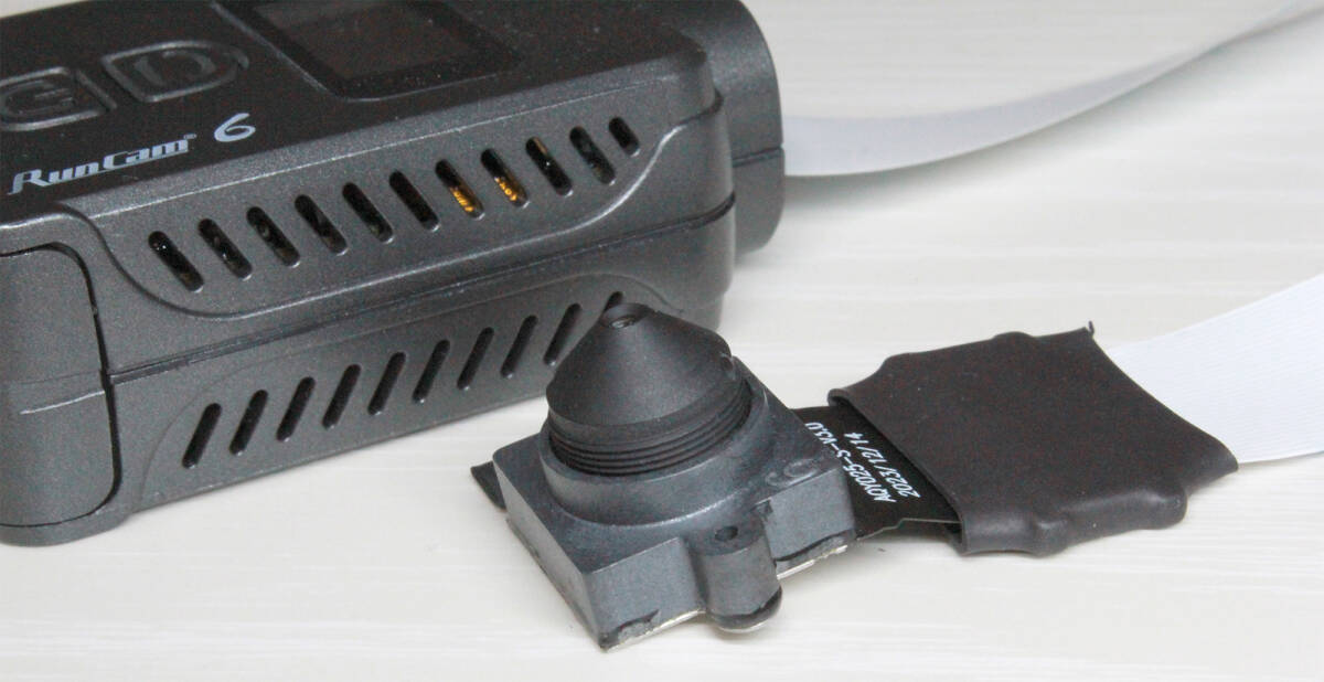 RunCam6 延長加工 レンズ交換式 ピンホールレンズ+純正レンズ RunCam6 延長加工 レンズ交換式 ピンホールレンズ+純正レンズ