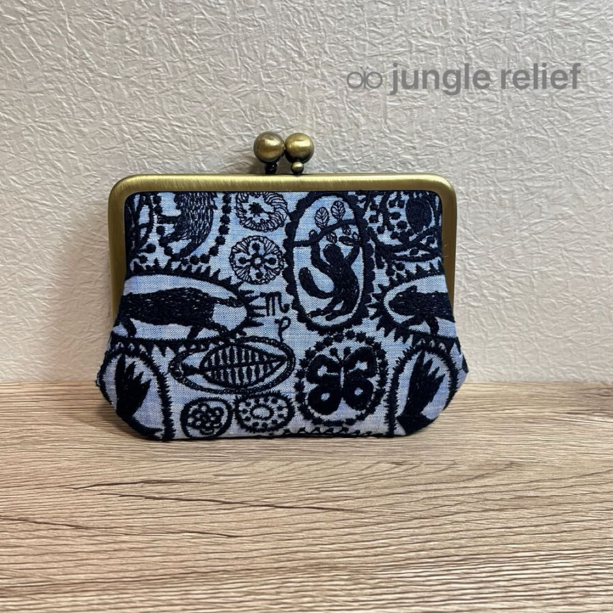 ミナペルホネン/jungle relief/仕切り財布