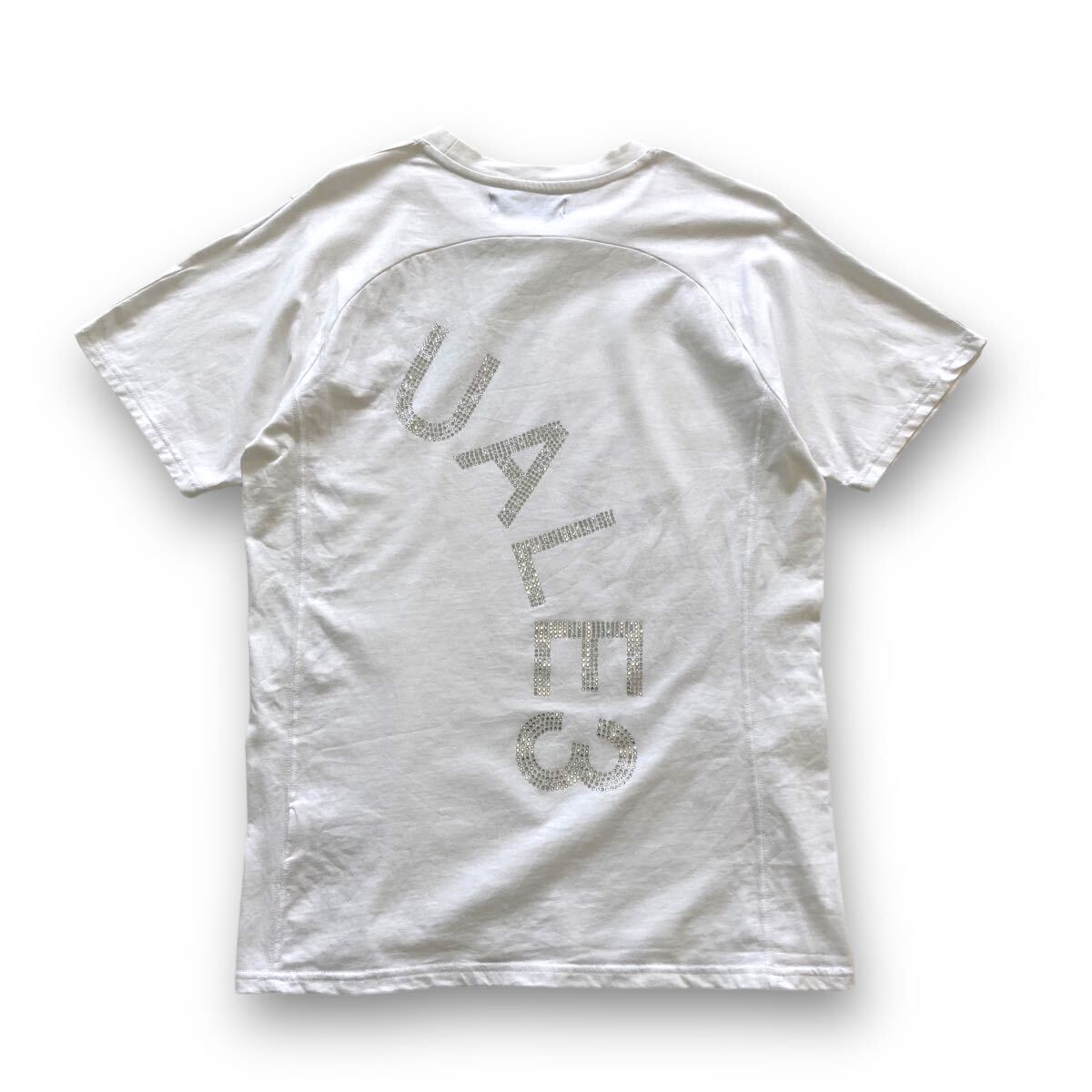 【1PIU1UGUALE3 RELAX】ウノピュウノウグァーレトレリラックス ストーンロゴ 半袖Tシャツ tシャツ ワンポイント刺繍ロゴ 白 ホワイト (L)