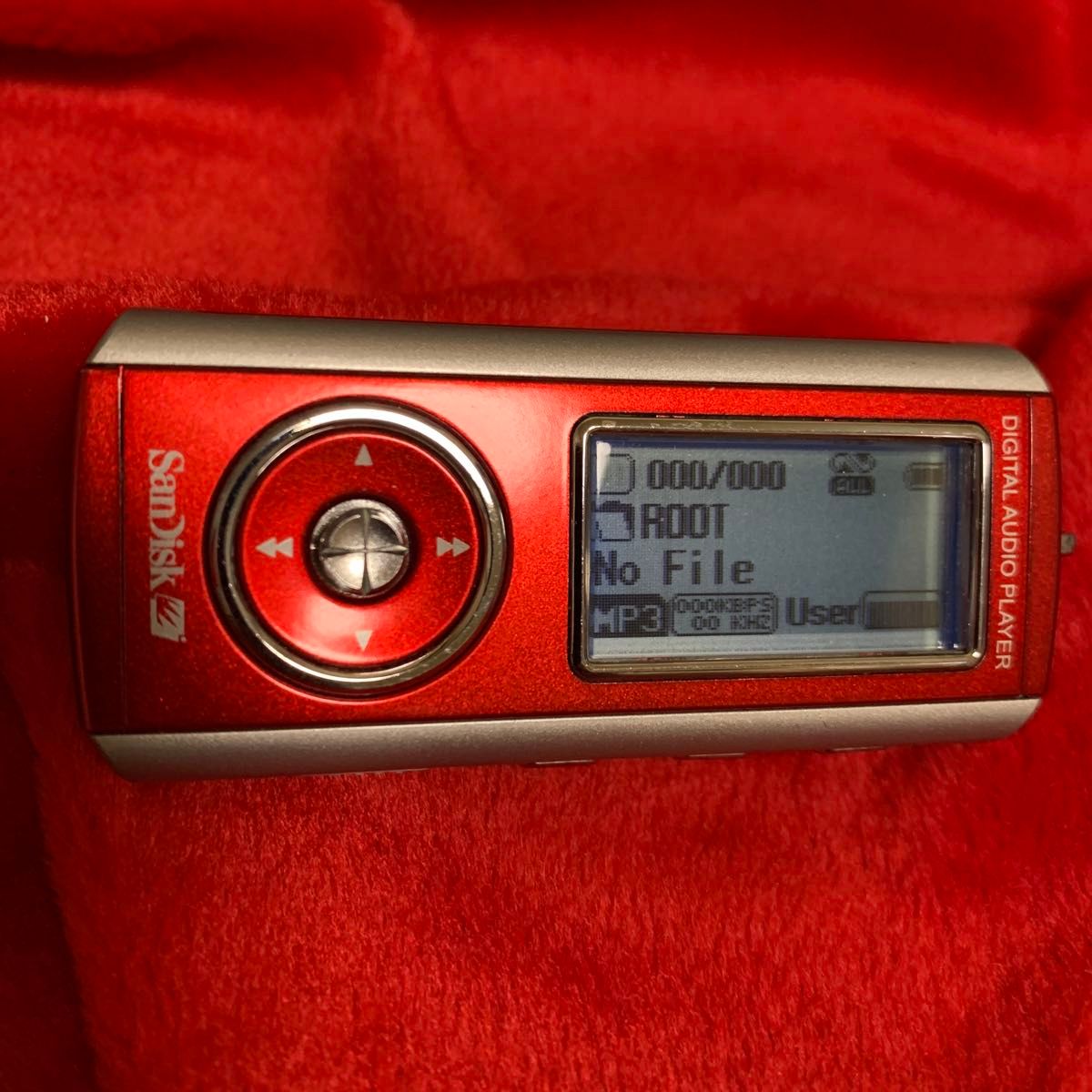 MODEL：SDMX1 - 256R コード付デジタルメデイア MP3（単4）イヤホン純正腕バンド付