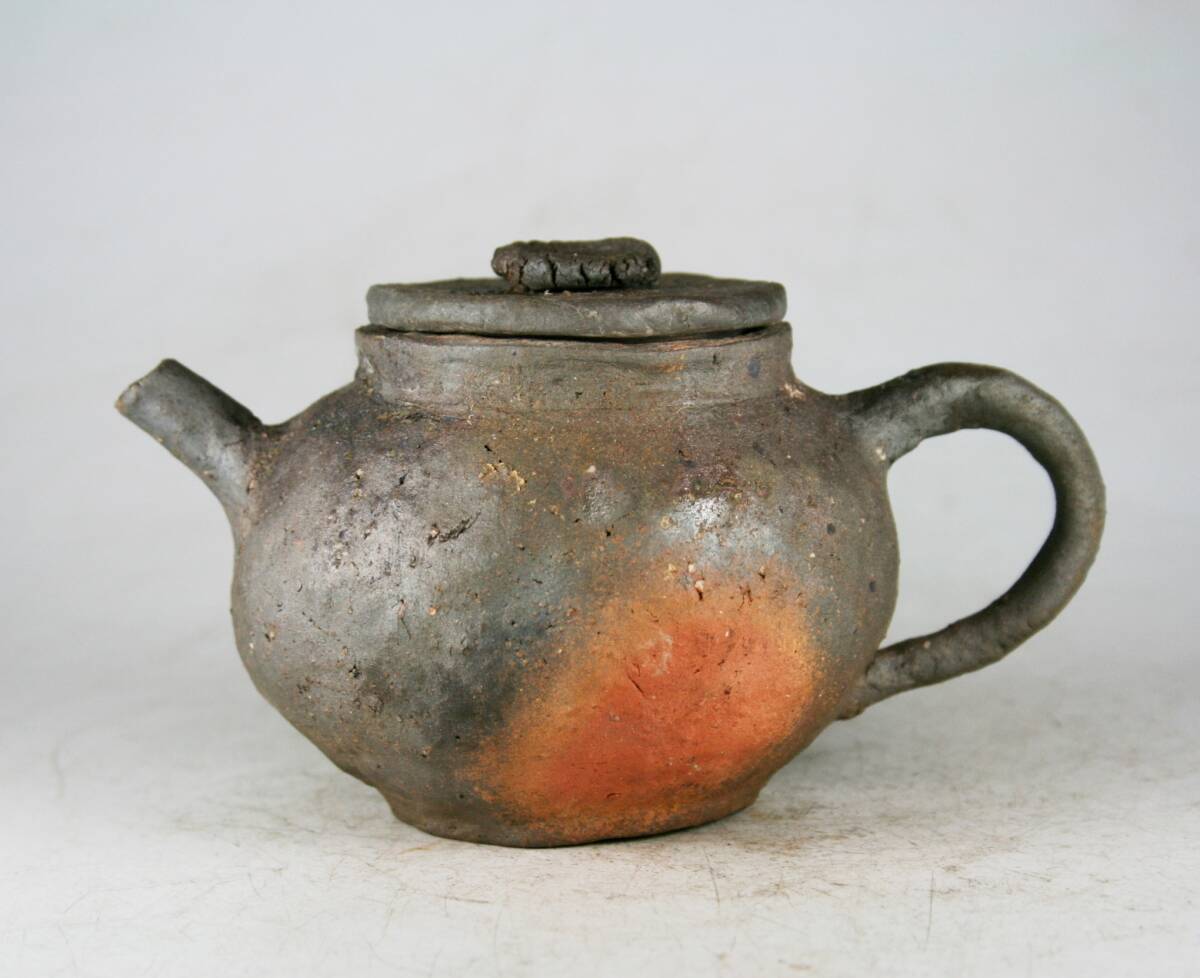  collector discharge goods . Akira Zaimei Bizen . hand .. south . hand after hand small teapot . tea utensils 