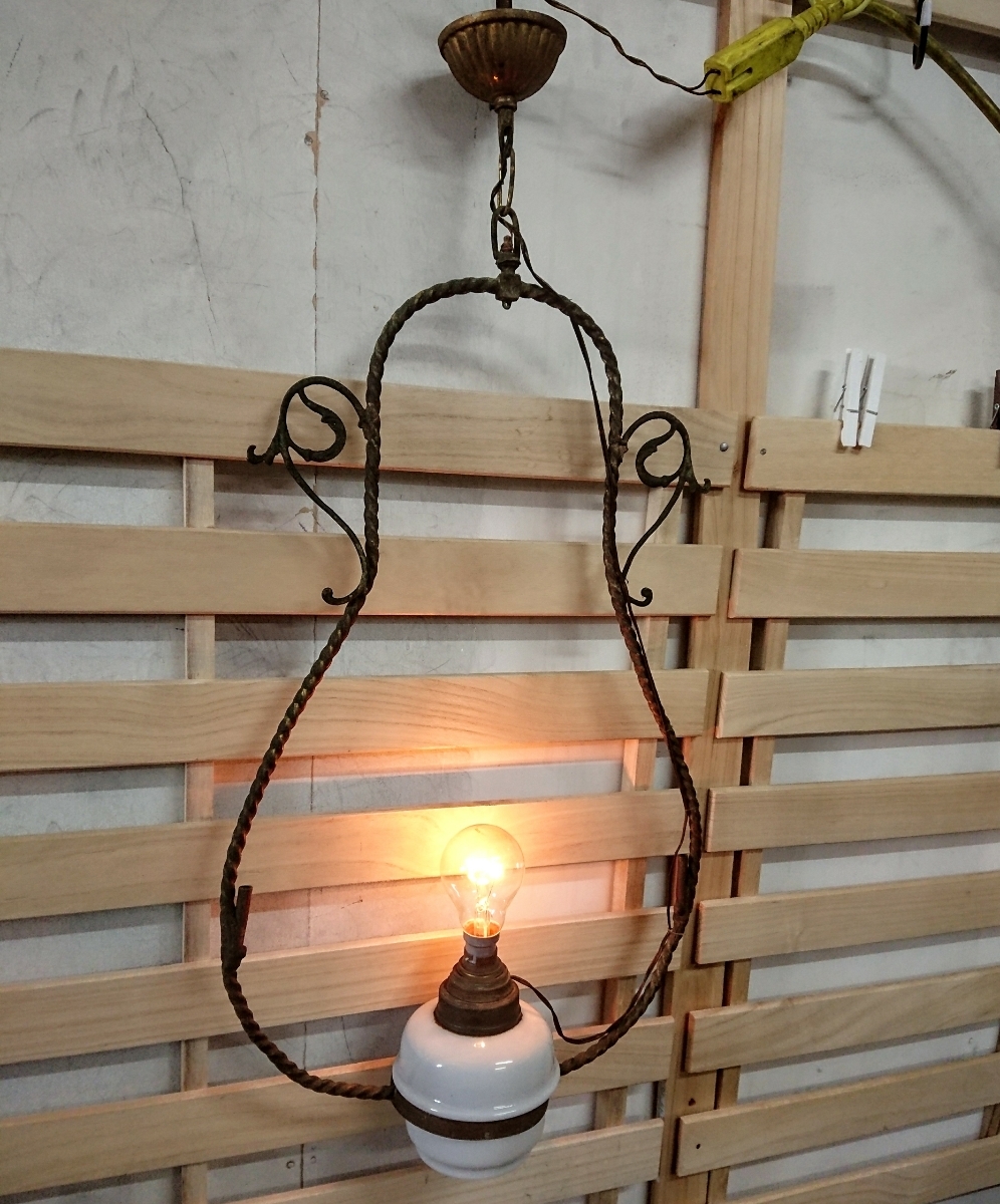 全日本送料無料 アイアン 陶器 吊り下げ照明 ライト ランプ フランスアンティーク 店舗什器 ブロカント ヴィンテージ インテリア 照明