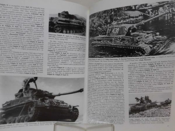 洋書 IV号戦車 写真資料本 TANK POWER VOL.XXVI PzKpfw IV vol.I/II (PzKpfw IV Sd Kfz 161 Ausf.A-J) Wydawnictwo Militaria発行[1]B2076の画像8