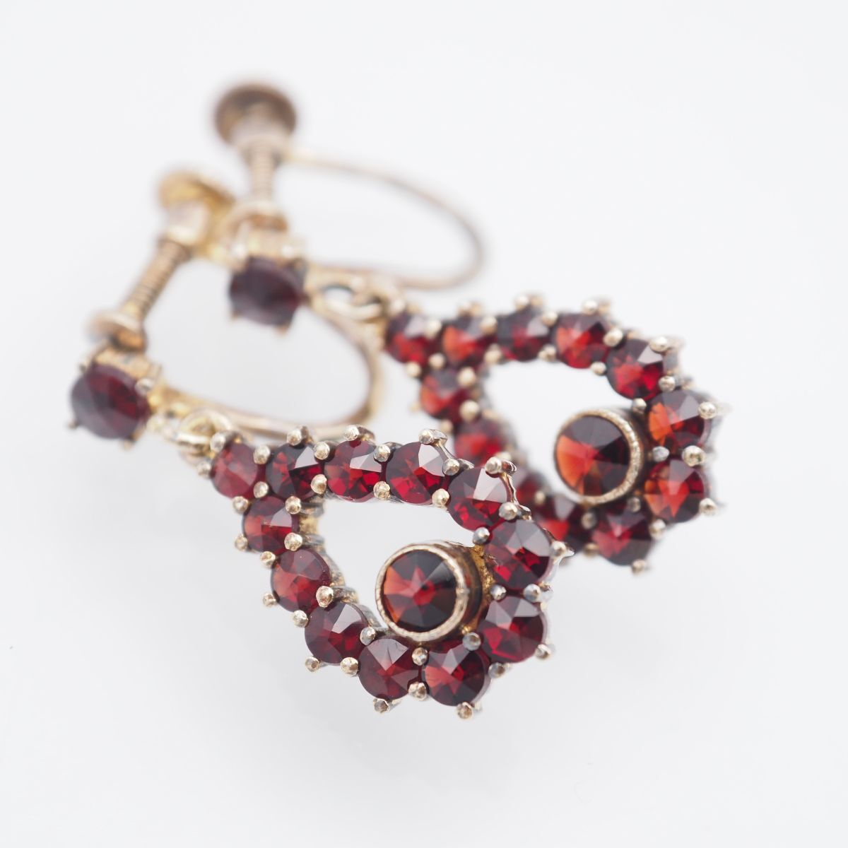 T021 garnet SS stamp earrings swing design silver 1 month birthstone Vintage 