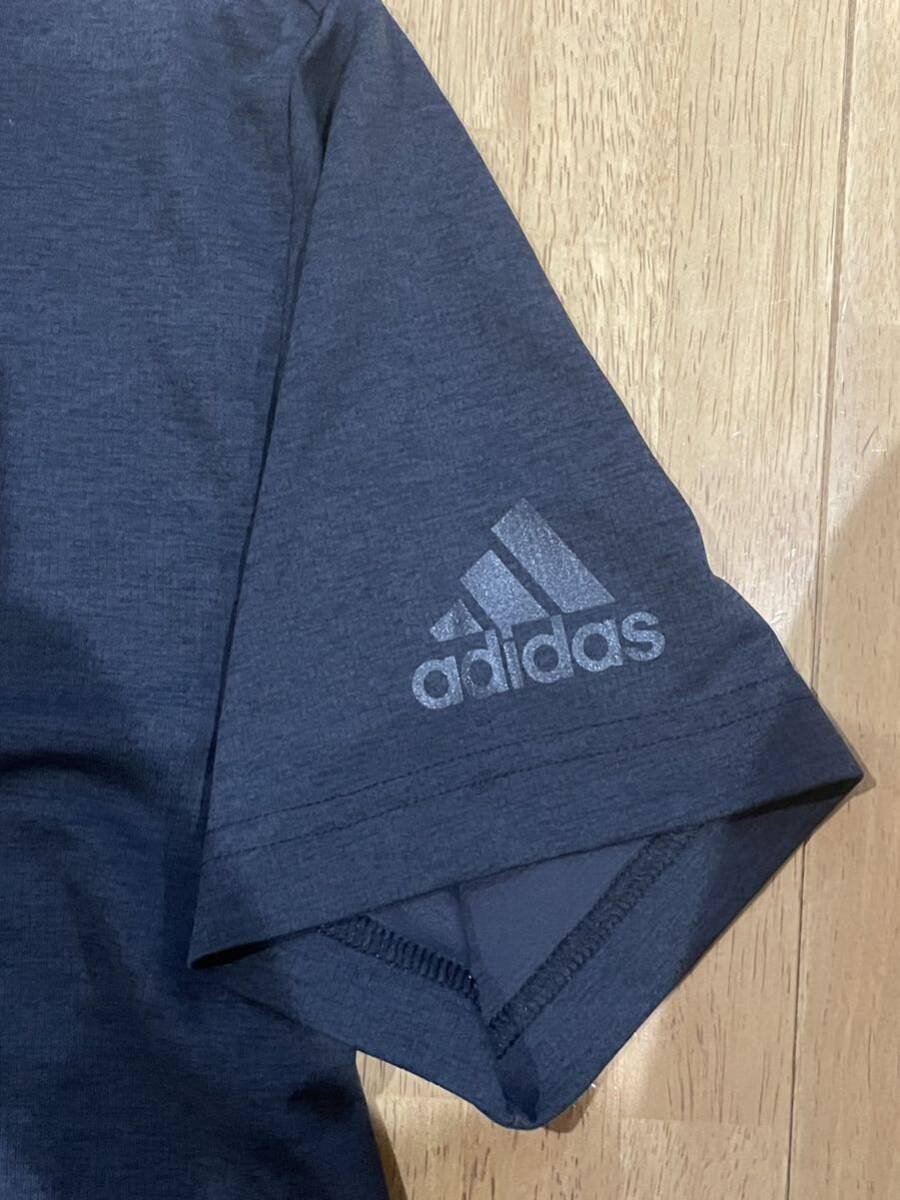【使用2回】adidasポロシャツ Lサイズ アディダス 半袖 黒系 オレンジ ゴルフ トレーニングの画像4