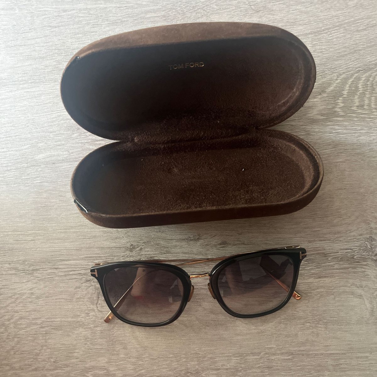 TOM FORD(トムフォード) TF5570-K 001