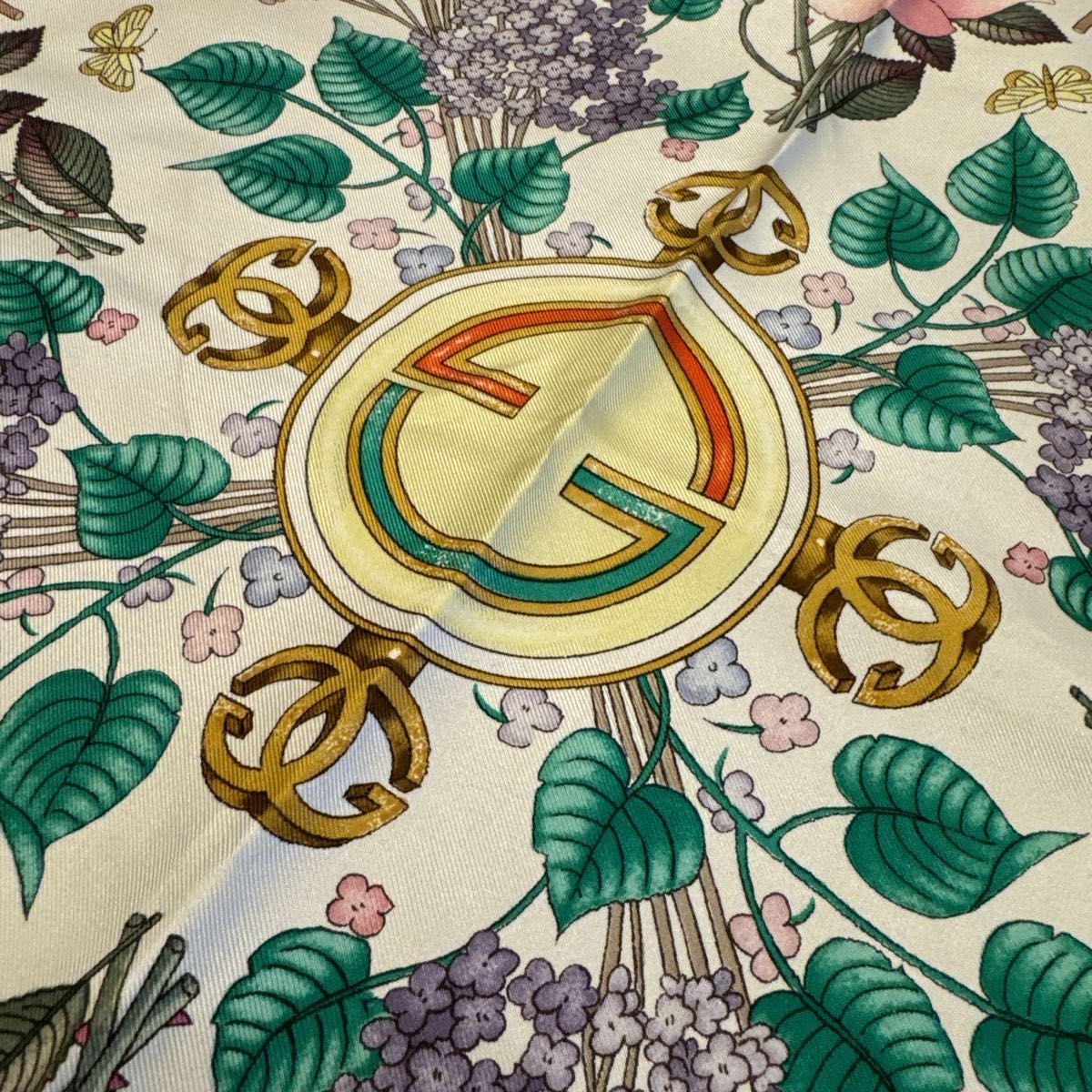 GUCCI(グッチ) / スカーフ/シルク/マルチカラー/レディース GUCCI(グッチ) / スカーフ/シルク/マルチカラー/レディース