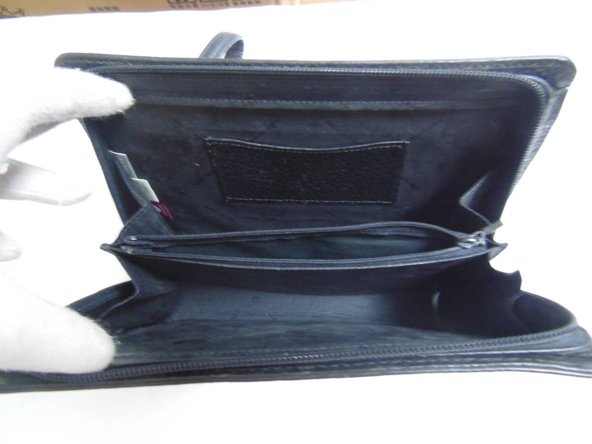 日本製　美品　MILA SCHON　ミラショーン　メンズセカンドバッグ・持ち手外す可能　本革　ブラック　　送料無料_画像5