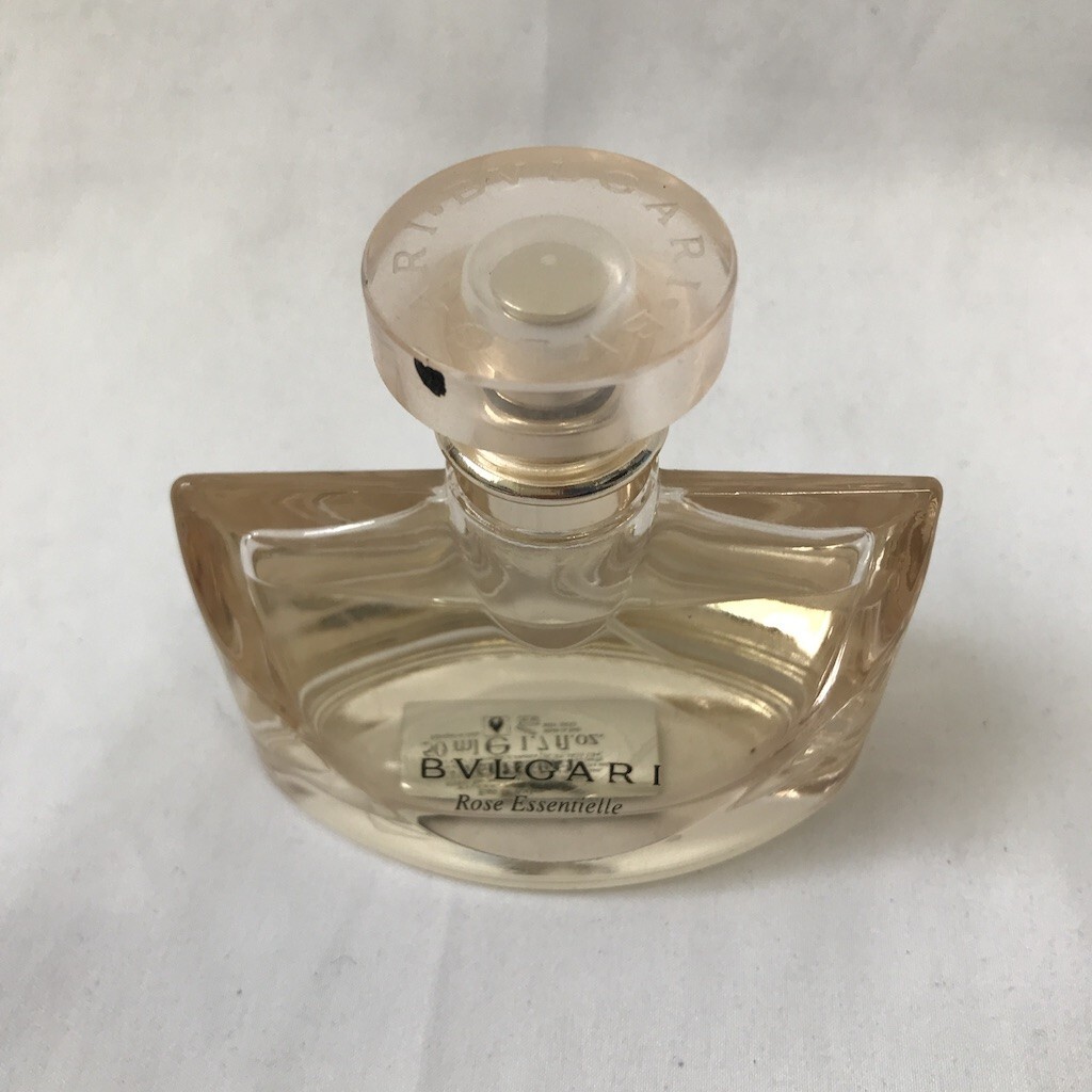 美品 BVLGARI ブルガリ 香水 ローズエッセンシャル オーデパルファム 50ml YY0432-40_画像2