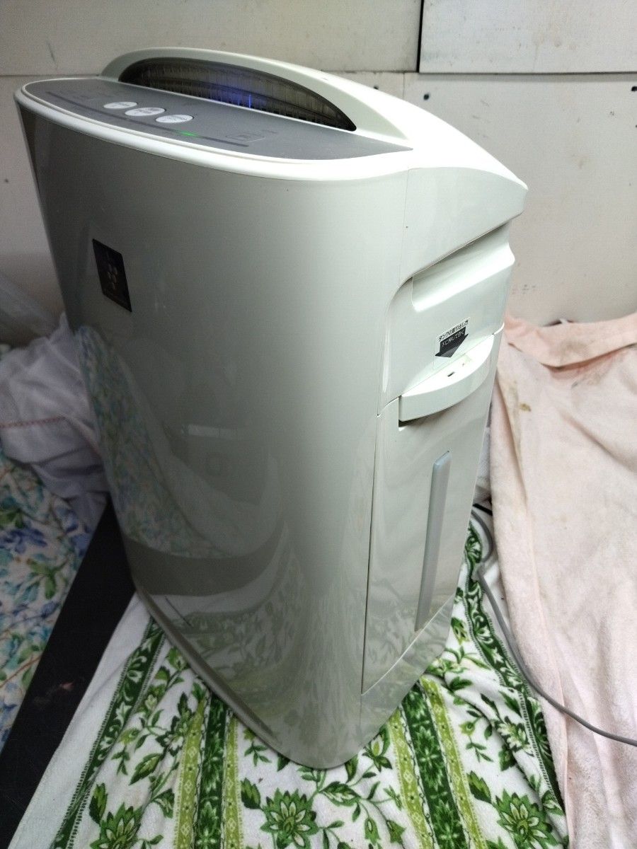 SHARP シャープ 加湿空気清浄機 KC-B40-W プラズマクラスター SHARP シャープ 加湿空気清浄機 KC-B40-W プラズマクラスター