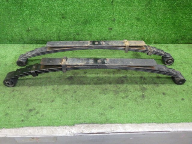 # low running!! H16 year carry track DA63T original rear leaf spring left right set 41310-67H30 board spring real run 31,215km used [06010548]