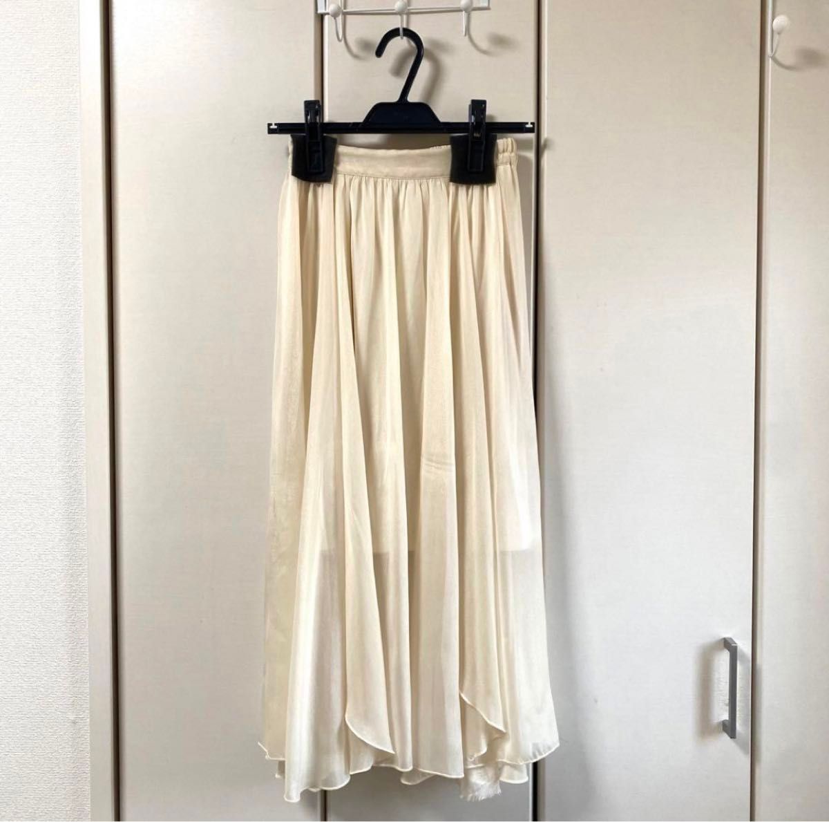 チューリップロングスカート2 OLIVE des OLIVE フレアスカート 白 オフホワイト アイボリー ロングスカート 