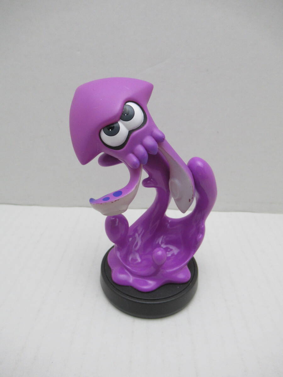 61/Q953★amiibo アミーボ スプラトゥーンシリーズ 【イカ ネオンパープル 】★アミーボ本体 単品★任天堂★動作確認済/初期化済 中古_画像1