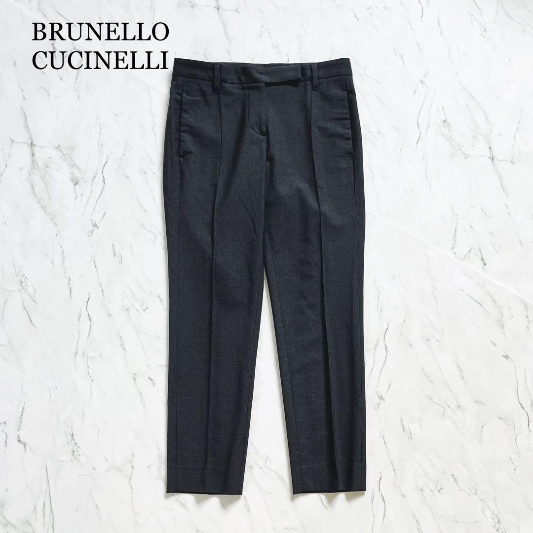 極美品　ブルネロクチネリ　スラックスパンツ　黒に近いダークグレー　M 　イタリア製　BRUNELLO CUCINELLI　レディース　夏用ウール_画像1