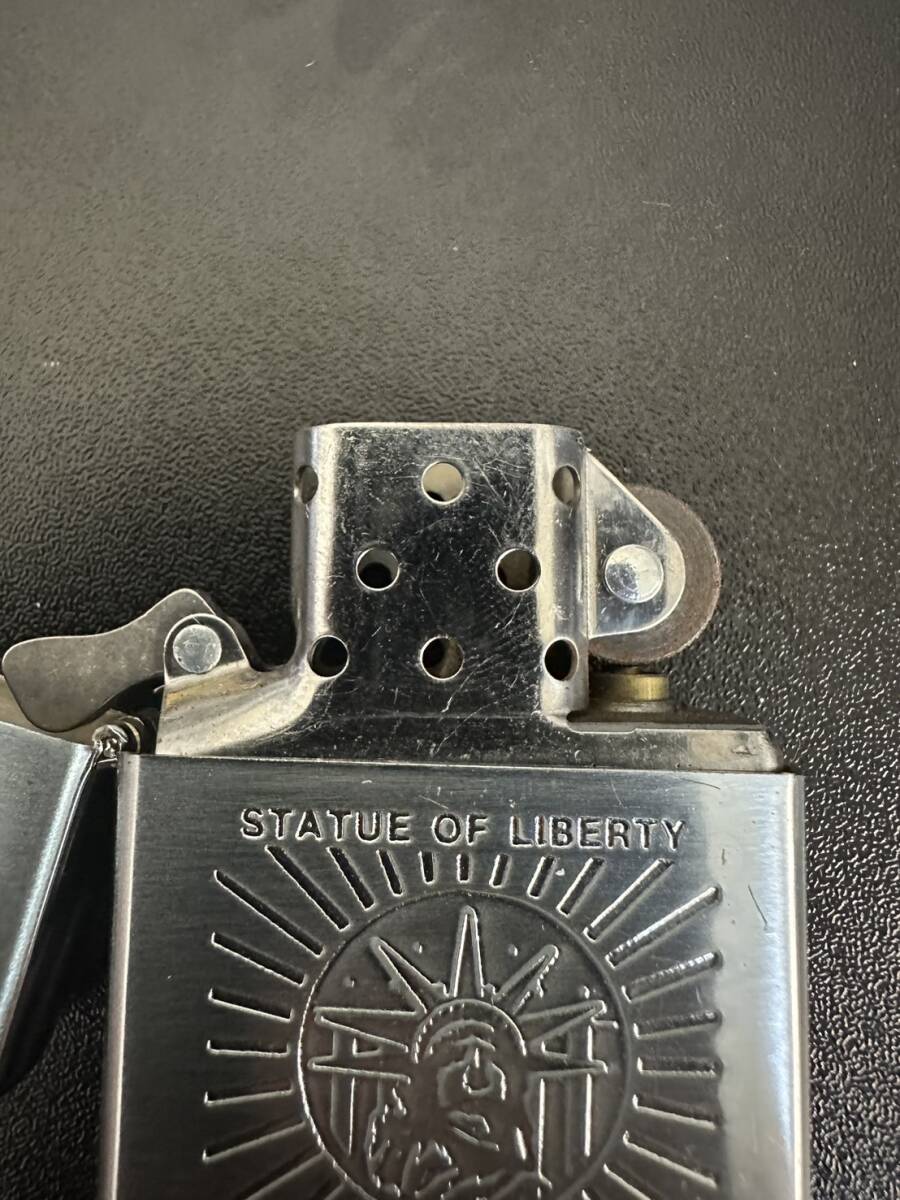 ZIPPO ジッポーライター シルバーカラー 21の画像3