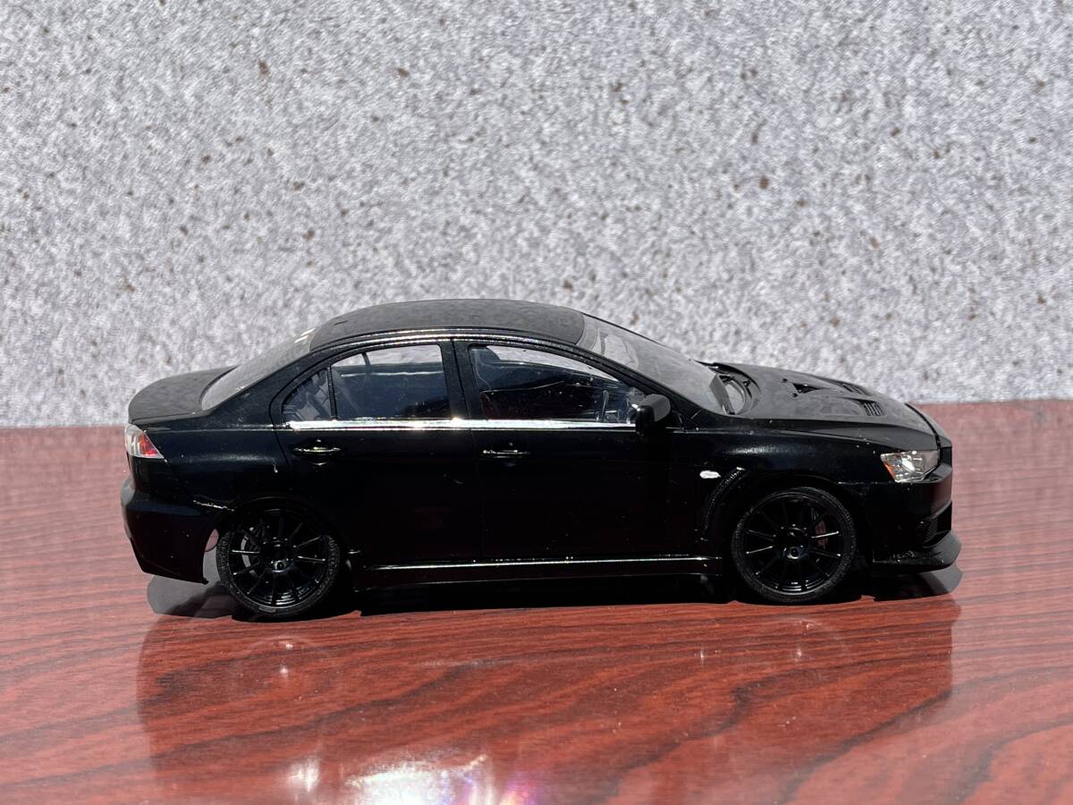 1/24 三菱 ランサーエボリューション？LANCER 完成品 ラリーカー スポーツカー パーツ取り 改造ベース ジャンク扱いで！の画像4