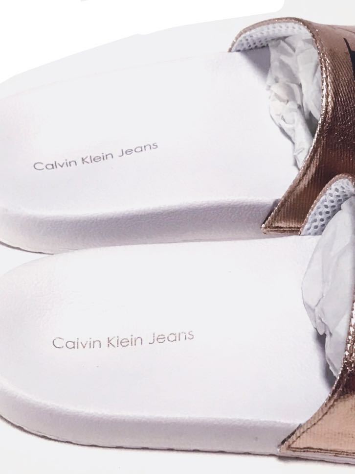 ◆ 【新品】カルバンクライン／Calvin Klein Jeans◆サンダル 、シャワーサンダル 、24.0cm ローズゴールド/ホワイト、専用箱_画像3