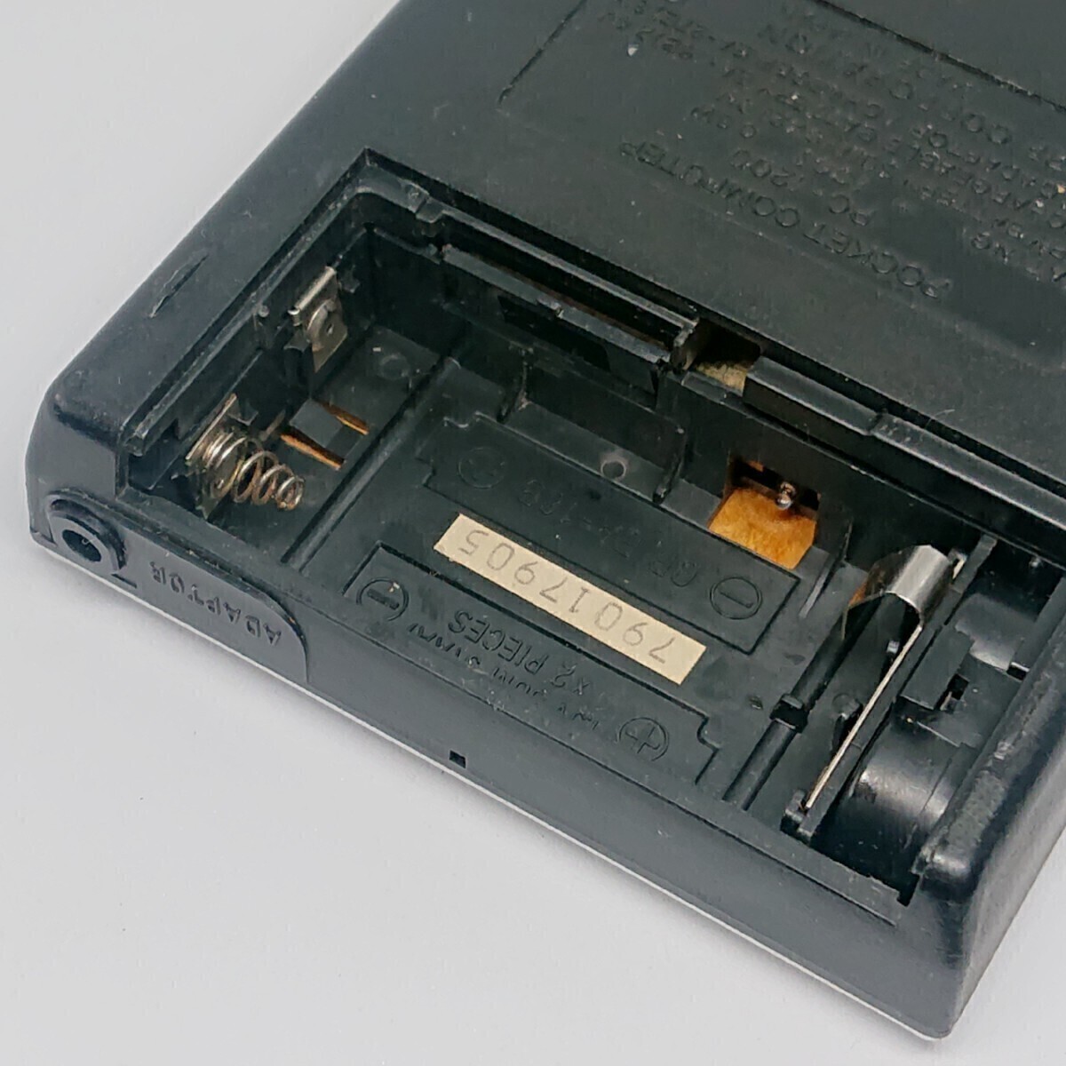 シャープ ピタゴラス 初代ポケットコンピューターSHARP PC-1200 1977年発売 プログラム電卓 関数電卓 _画像6