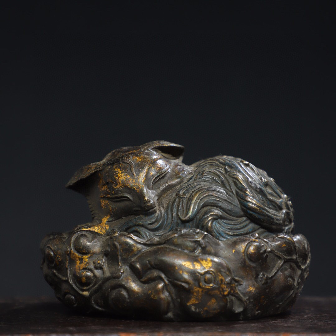 ▽鴻▽ 銅製 拓金 狐狸熏香炉 置物 古賞物 中国古玩 中国 ▽鴻▽ 銅製 拓金 狐狸熏香炉 置物 古賞物 中国古玩 中国