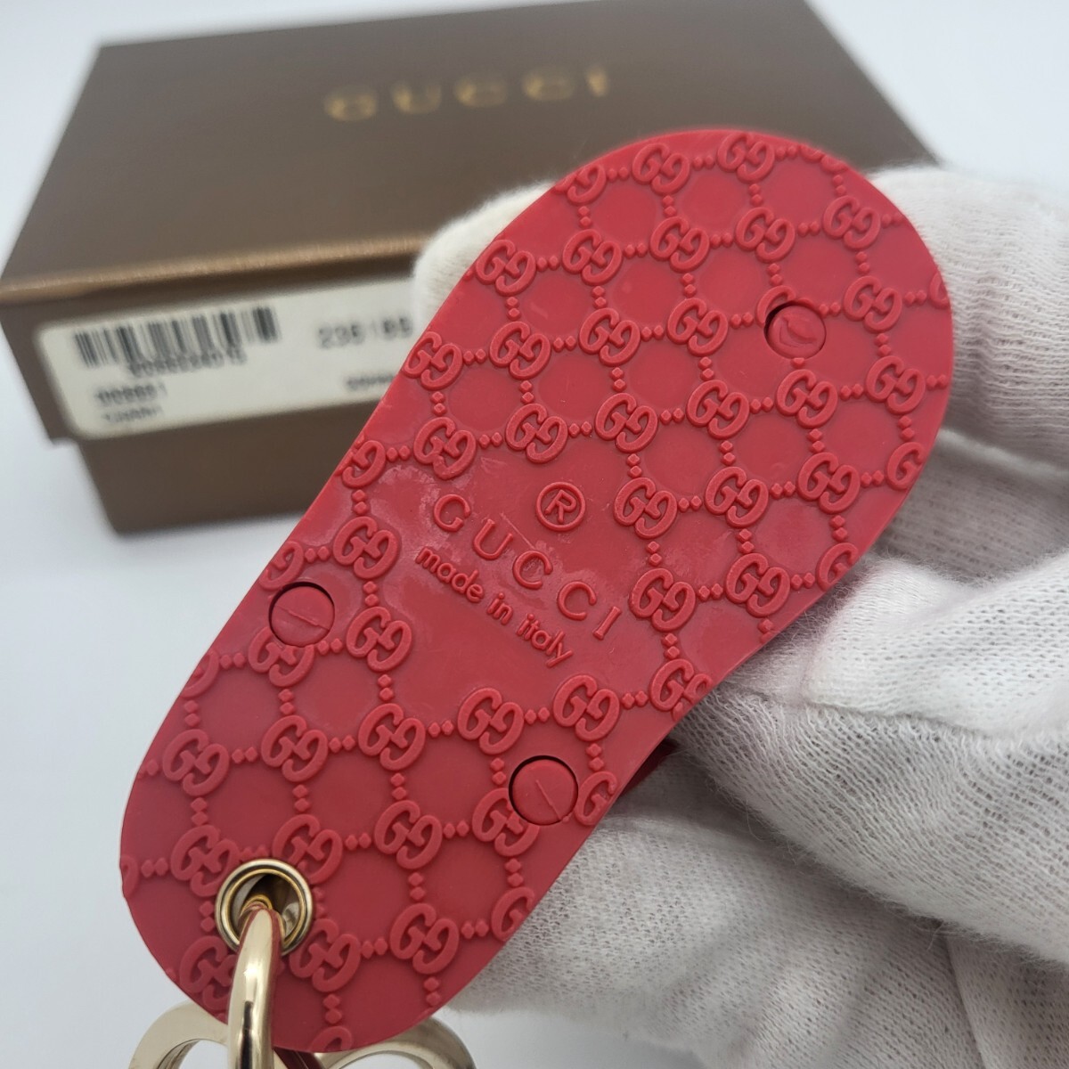 箱付き 未使用に近い GUCCI グッチ キーリング キーホルダー サンダル レッド 赤