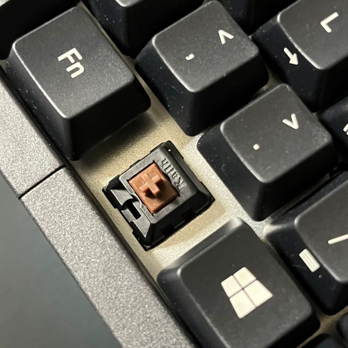 Ultimate Hacking Keyboard V1 UK Kailh Brown Blackcase キーボード 