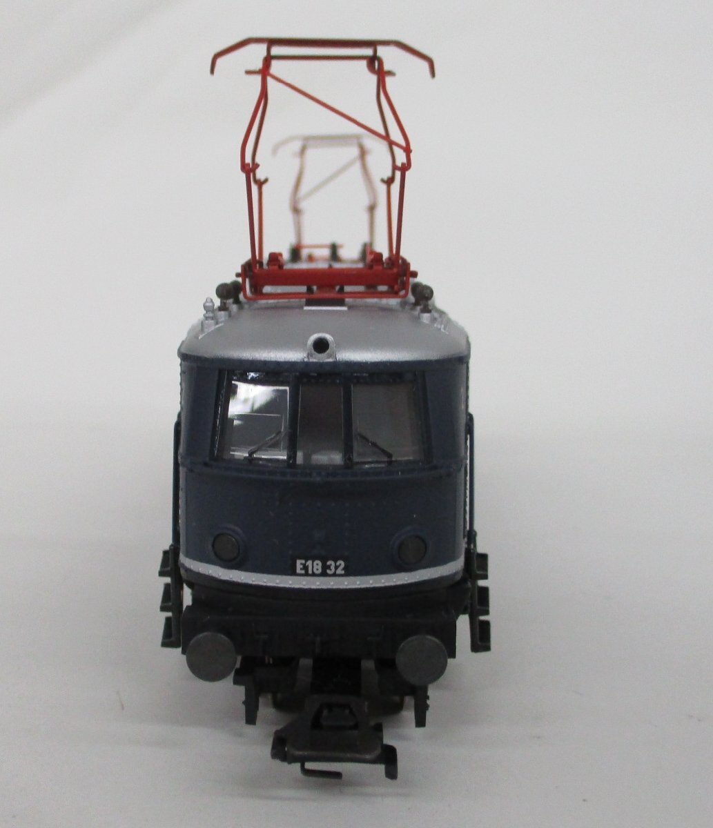 TRIX 22451 ドイツ連邦鉄道 DB E18形 電気機関車【ジャンク】chh042312_画像2