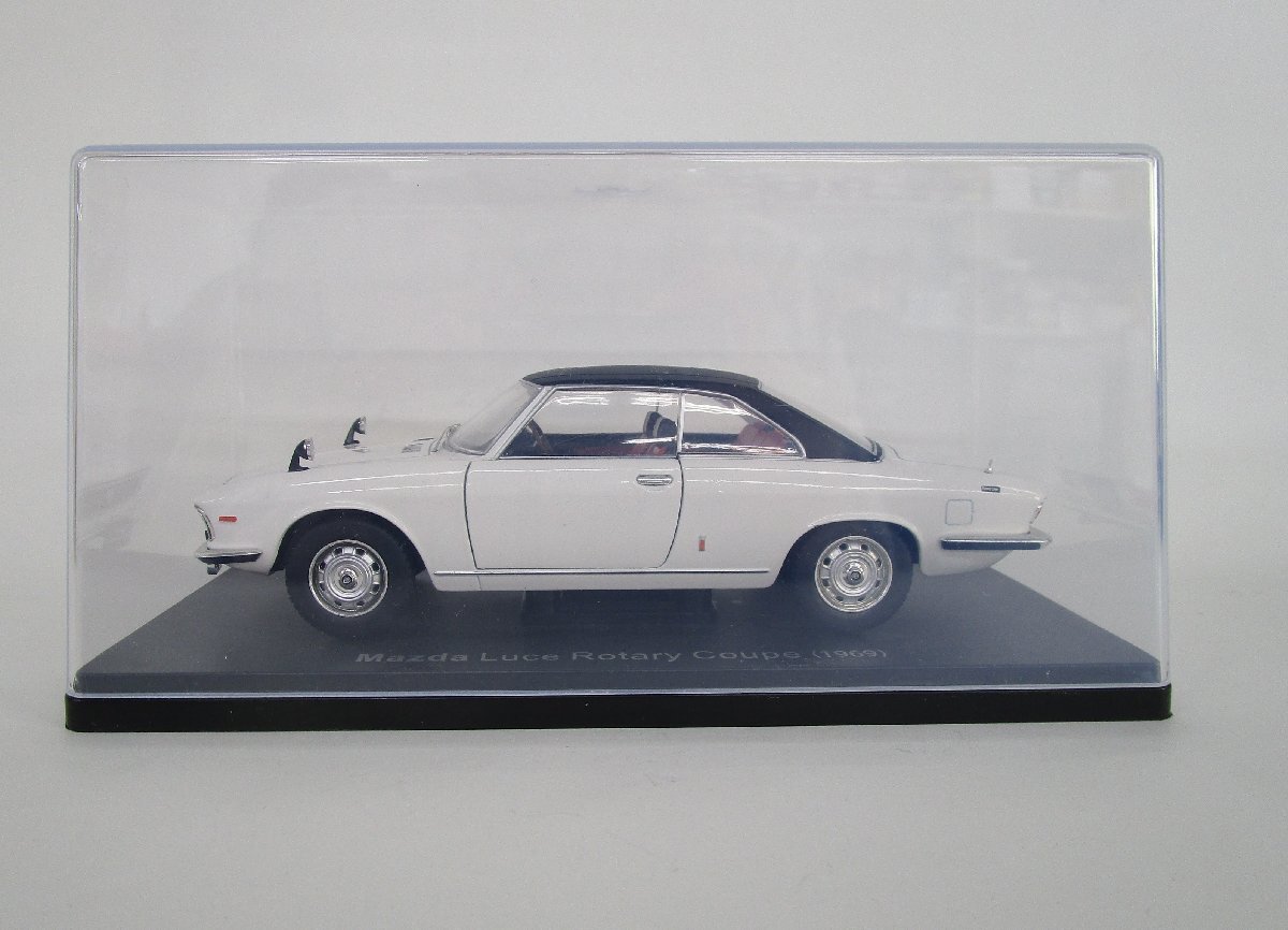 アシェット 1/24 国産名車コレクション マツダ ルーチェ ロータリー クーペ（1969）【ジャンク】krt051303_画像1
