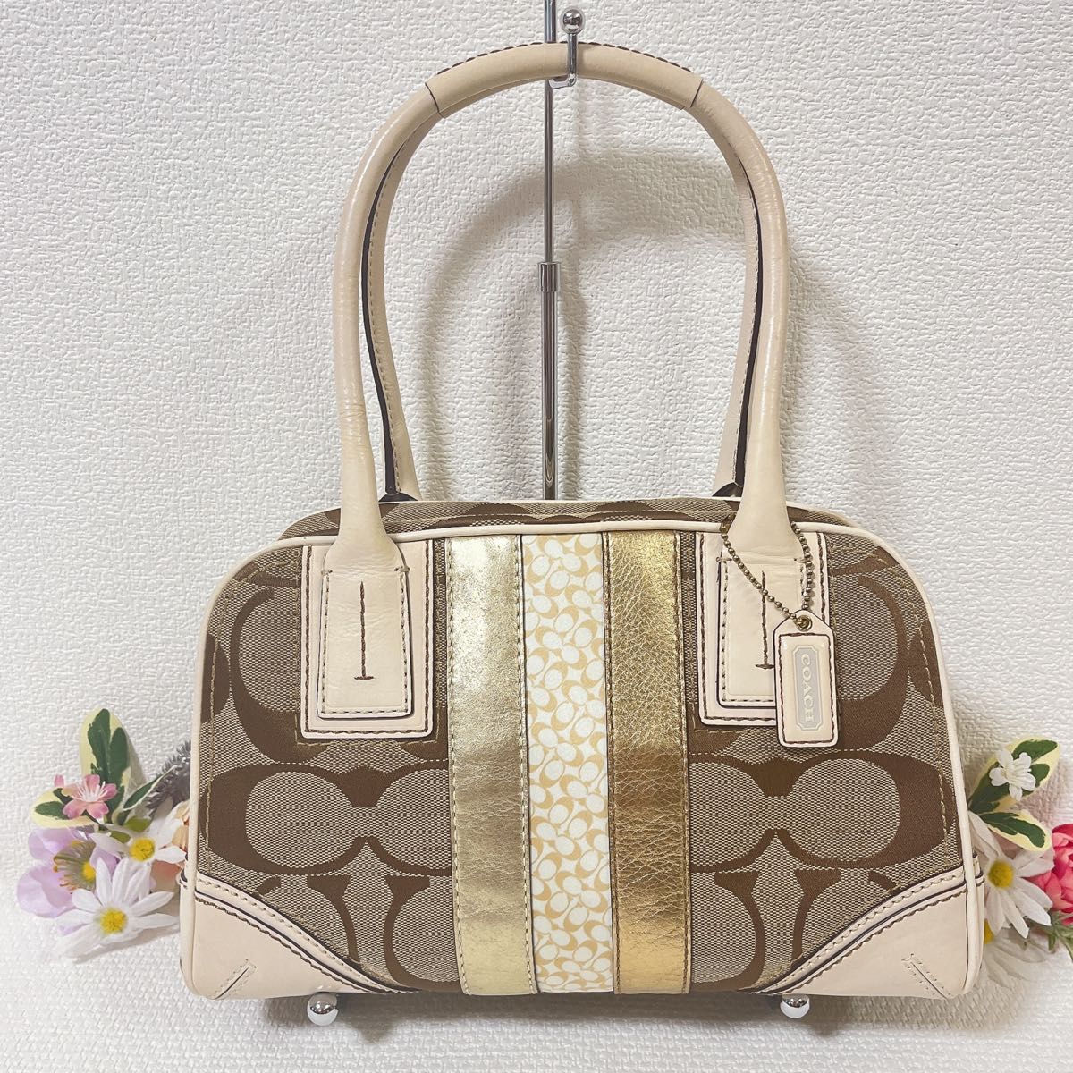 【美品】COACH コーチ ハンドバッグ 10540 シグネチャー キャンバス×レザー ベージュ系 チャーム付き