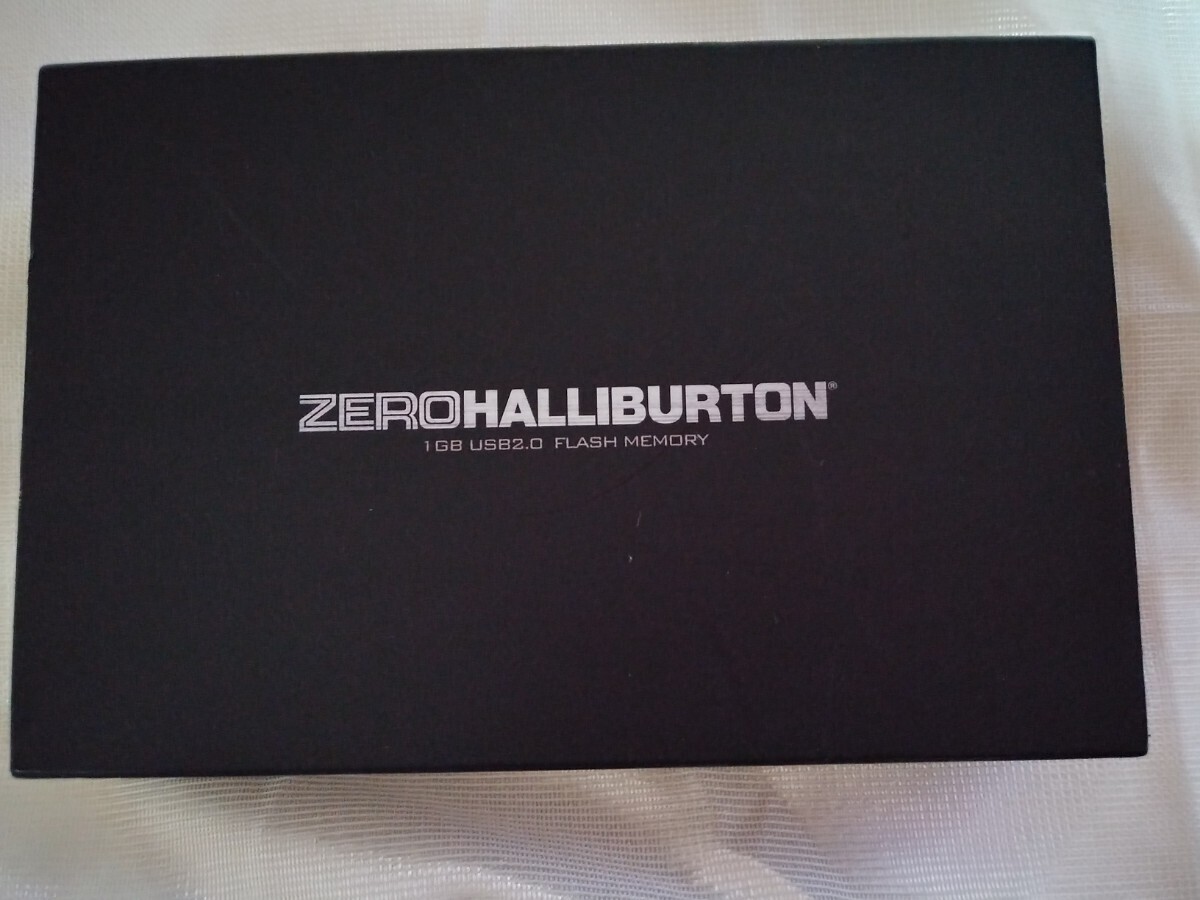 ゼロハリバートン（ZEROHALLIBURTON） USBメモリ ケース、箱付きの画像1