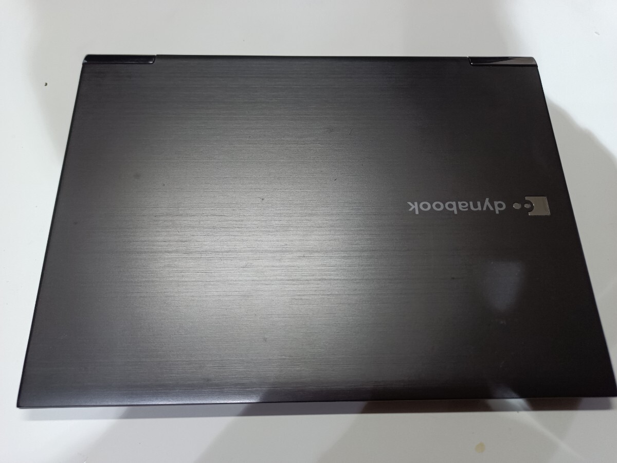 TOSHIBA ダイナブック R631/28E 中古 Core i5-2467M SSD256GB メモリ6GB ACアダプター付き_画像1