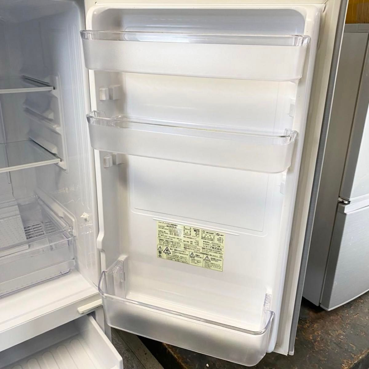 ちょっぴり大きめ167L！人気のどっちも付け替えドアが便利♪2ドア冷凍冷蔵庫