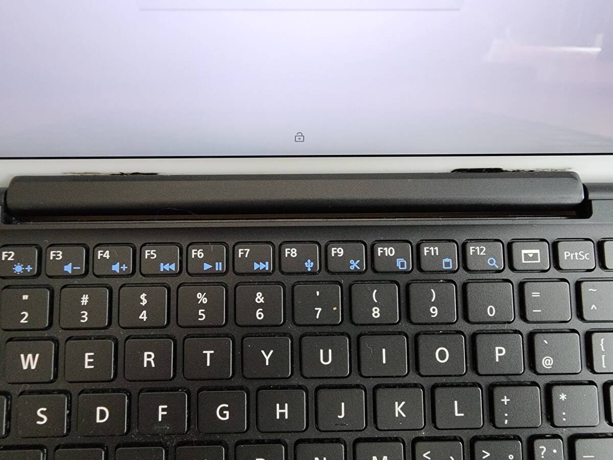 XPERIA Z4 Tablet（SOT31) & BKB50キーボード_画像10