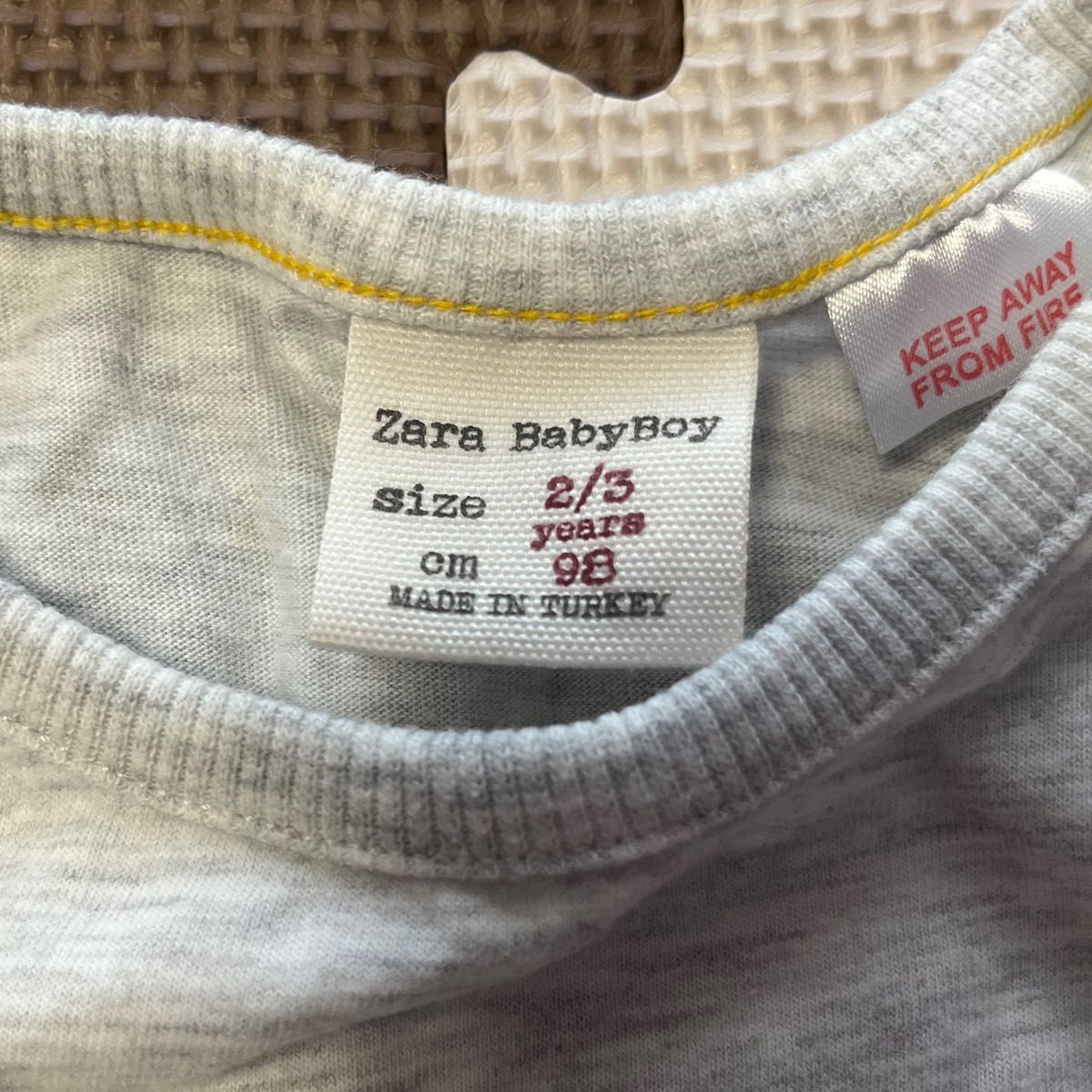 Zara baby  ザラ　長袖Tシャツ カットソー ロンT 98cm