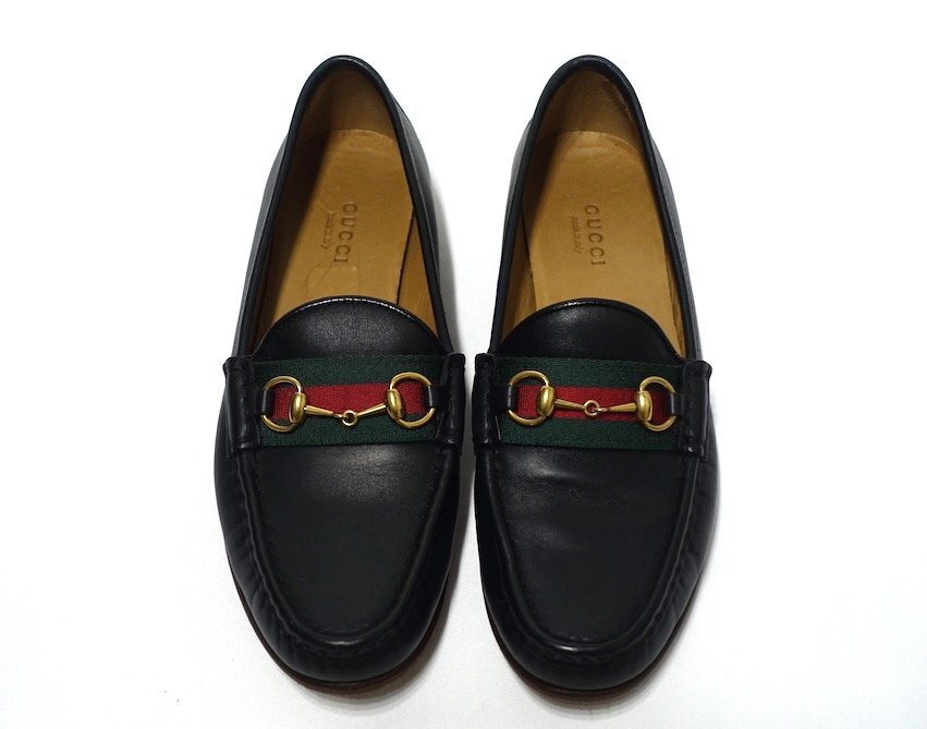 極美品 GUCCI グッチ ウェビング ホースビット ローファー 384874 カーフ レザー ブラック レディース 37 1/2 C 23.5～24cm位 シェリー_画像2