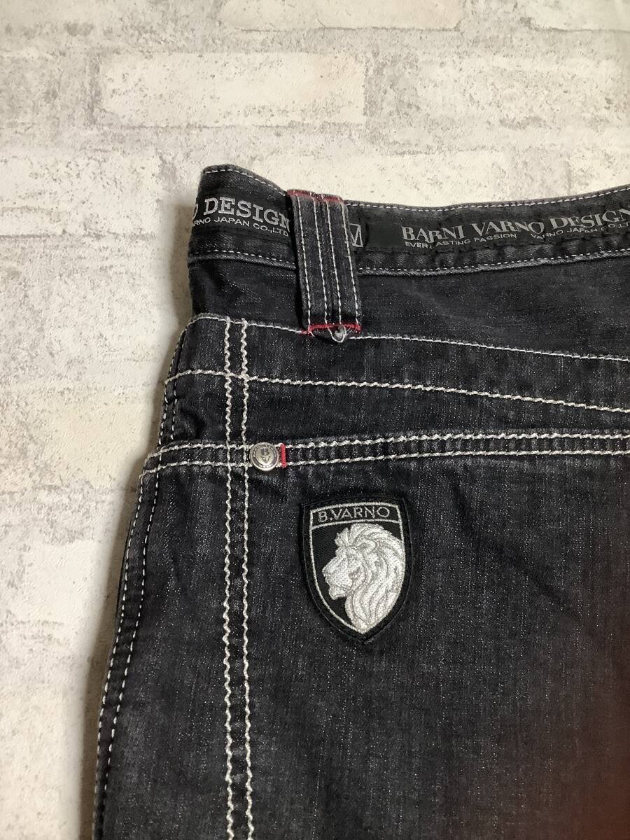  tag equipped BARNI VARNOva-ni bar no black color regular price 49,000 jpy made in Japan high class Denim waist 105cm. hand embroidery lion Mark 