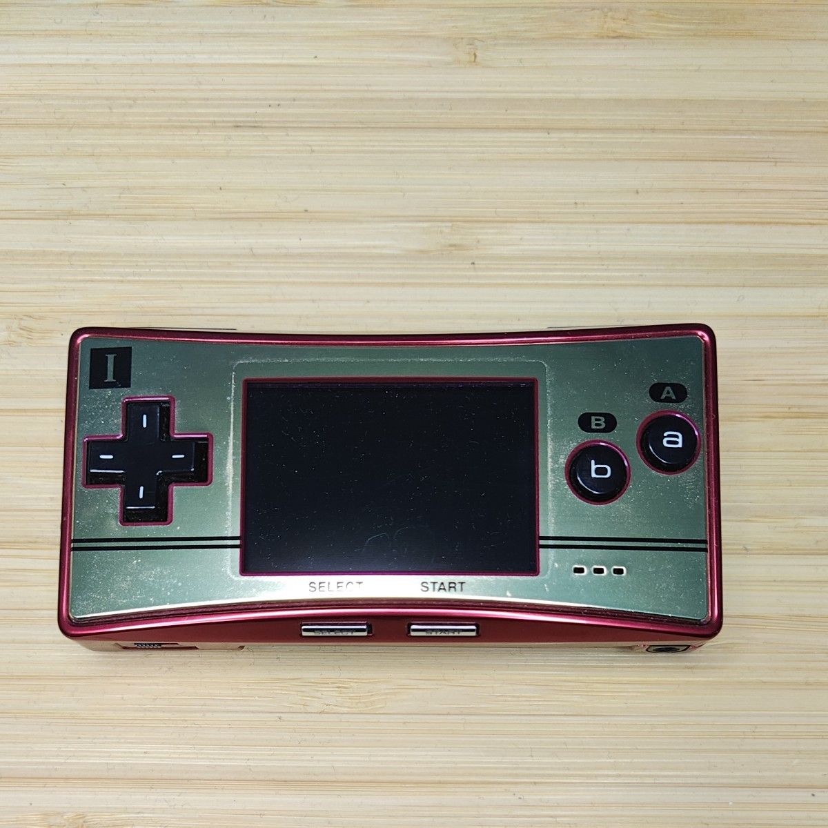 Nintendo GAME BOY micro ファミコンバージョン