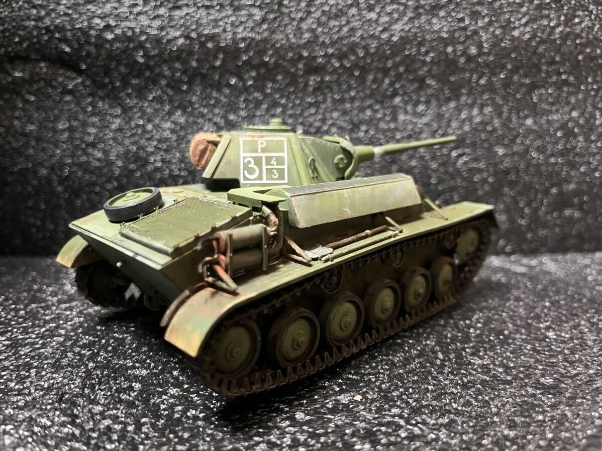 1/35 完成品　ズベズダ　T-70B ソビエト軍軽戦車_画像4