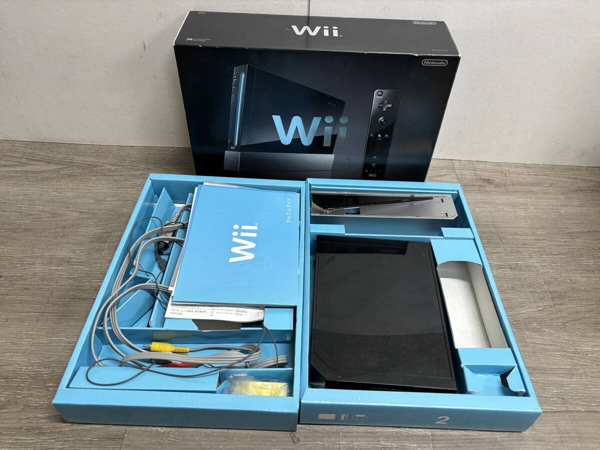 ☆ Wii ☆ Nintendo Wii 本体 まとめ売り 7台 未チェック ジャンク Wiiリモコン センサーバー ヌンチャク シロ バランスボード 任天堂_画像4