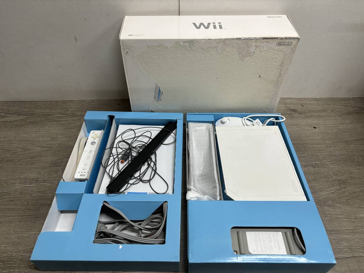 ☆ Wii ☆ Nintendo Wii 本体 まとめ売り 7台 未チェック ジャンク Wiiリモコン センサーバー ヌンチャク シロ バランスボード 任天堂の画像6