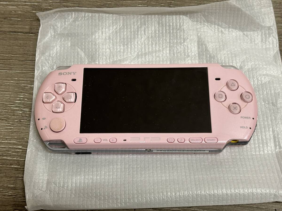 ☆ PSP ☆ プレイステーションポータブル PSP-3000 ブロッサムピンク 動作品 本体 アダプター 箱 説明書 付属 Playstation Portable 6413_画像4