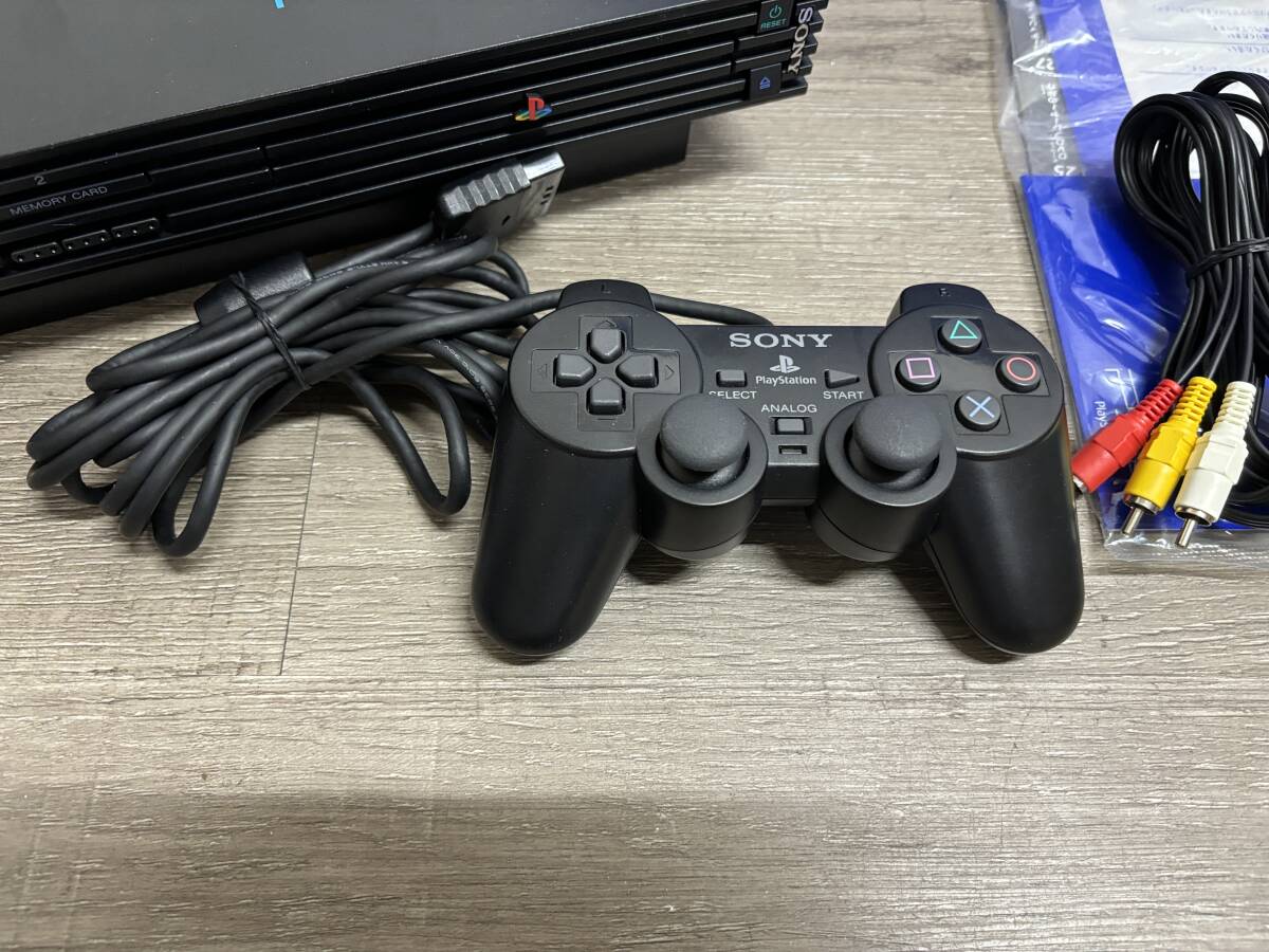 ☆ PS2 ☆ プレイステーション2 SCPH-30000 動作品 本体 コントローラー 箱 説明書 付属 Playstation2 プレステ2 デュアルショック2 7546_画像3