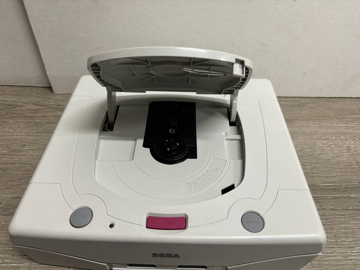 ☆ SS ☆ セガサターン HST-3220 動作品 本体 コントローラー ケーブル 付属 SEGA SATURN セガ 5172_画像6