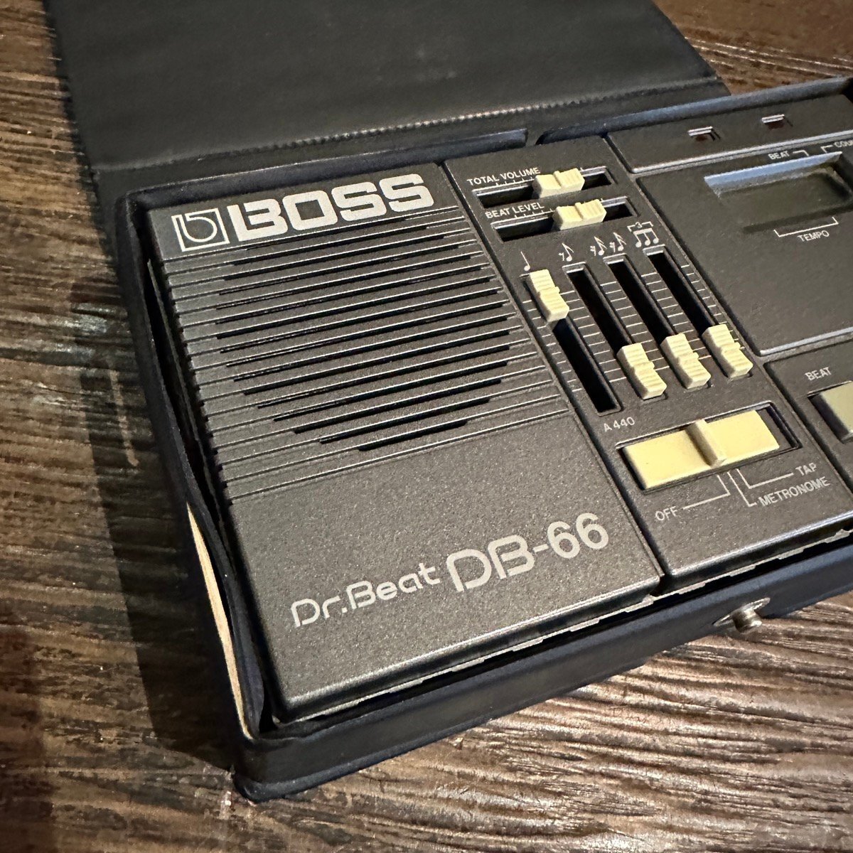 Boss Dr.Beat DB-66 メトロノーム 動作品 -e964_画像2