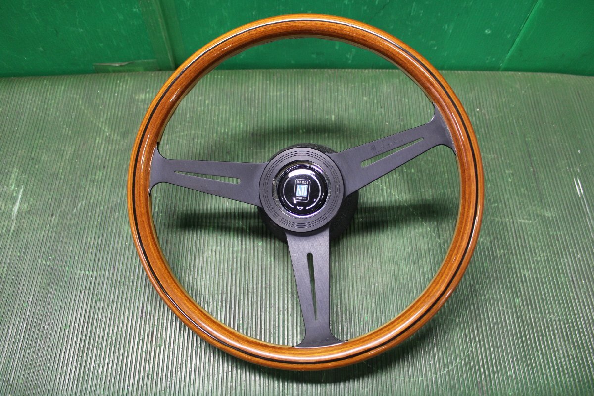NARDI Nardi Classic wooden steering wheel black spoke 36. Rasheen Boss attaching 35865 RA61