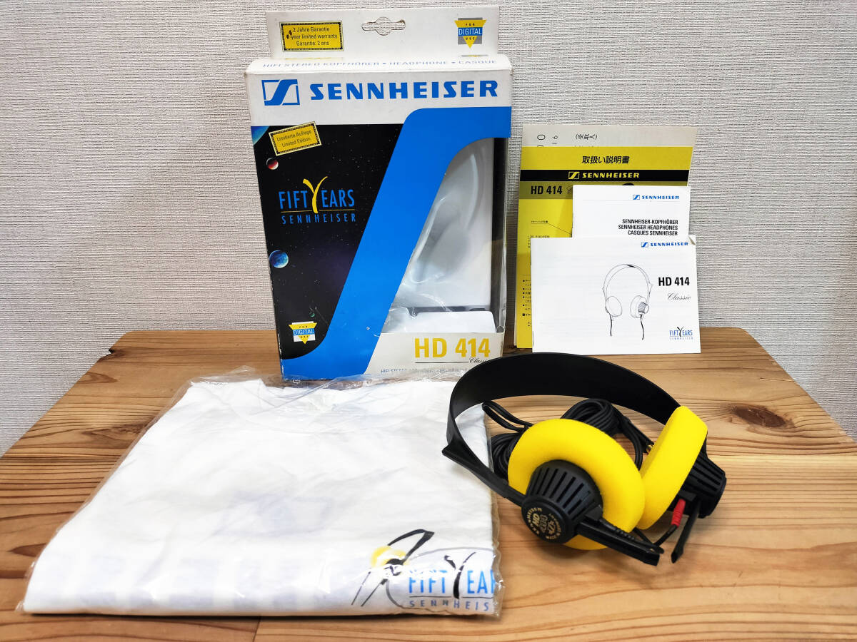 レア！ビンテージ！SENNHEISER HD414 50th Anniversary ゼンハイザー 元箱、取説付き！イヤーパッド新品！オマケでノベルティTシャツ付き！_画像1