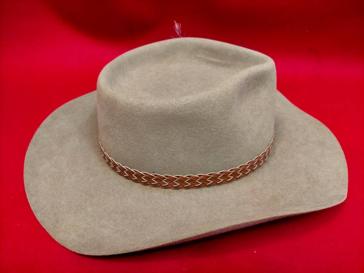 AKUBRA アクーブラ　カウボーイハット　羽根付き　オーストラリア製　サイズ58　/_画像4