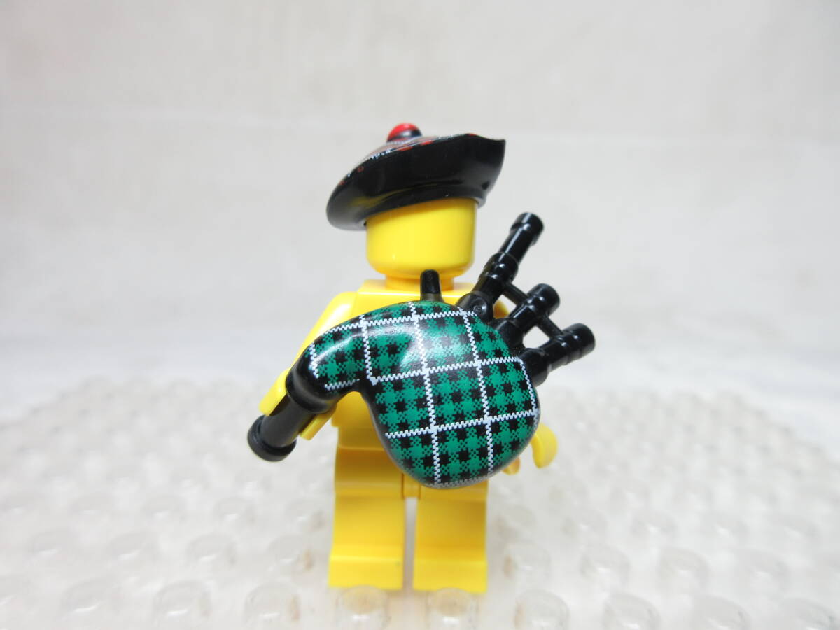 LEGO★113 正規品 バグパイプ ハンチング 帽子 セット 小物 アクセサリー 同梱可能 レゴ シティ タウン 街 ミニフィグシリーズの画像1