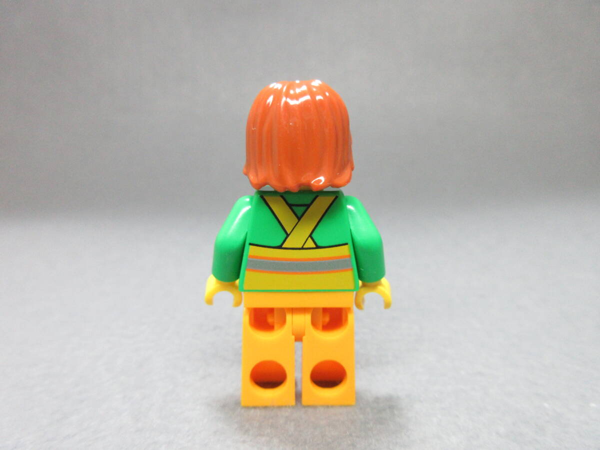 LEGO★406 正規品 街の人 男性 男の人 ミニフィグ 同梱可能 レゴ シティ タウン 働く人 男 女 子供 会社員 _画像2