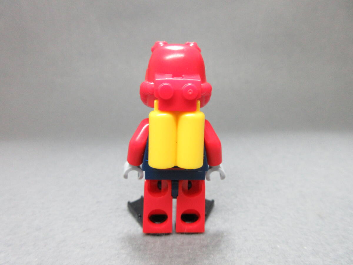 LEGO★135 正規品 街の人 アクアダイバー ミニフィグ 同梱可能 レゴ シティ タウン 働く人 男 女 子供 会社員 ダイビング 海底 海中 調査の画像2